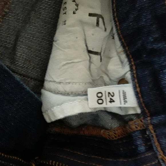 MADE AND LOVED LOFT SHORTS - Picture 3 of 5